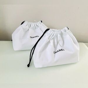 Set of 2 New CHANEL White Cotton Drawstring Dust Bags 8” x 7” x 5”